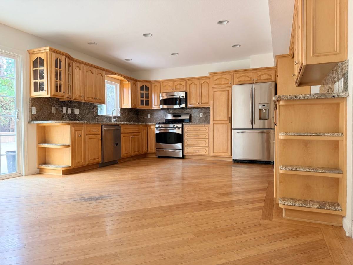 House for rent at 412 Trent Lane, Santa Paula, CA 93060