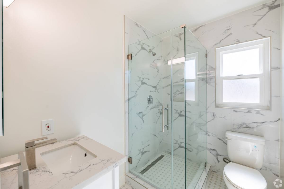 1625-1627 N Laurel Ave, Los Angeles, CA 90046 - Apartment for Rent - Image 7