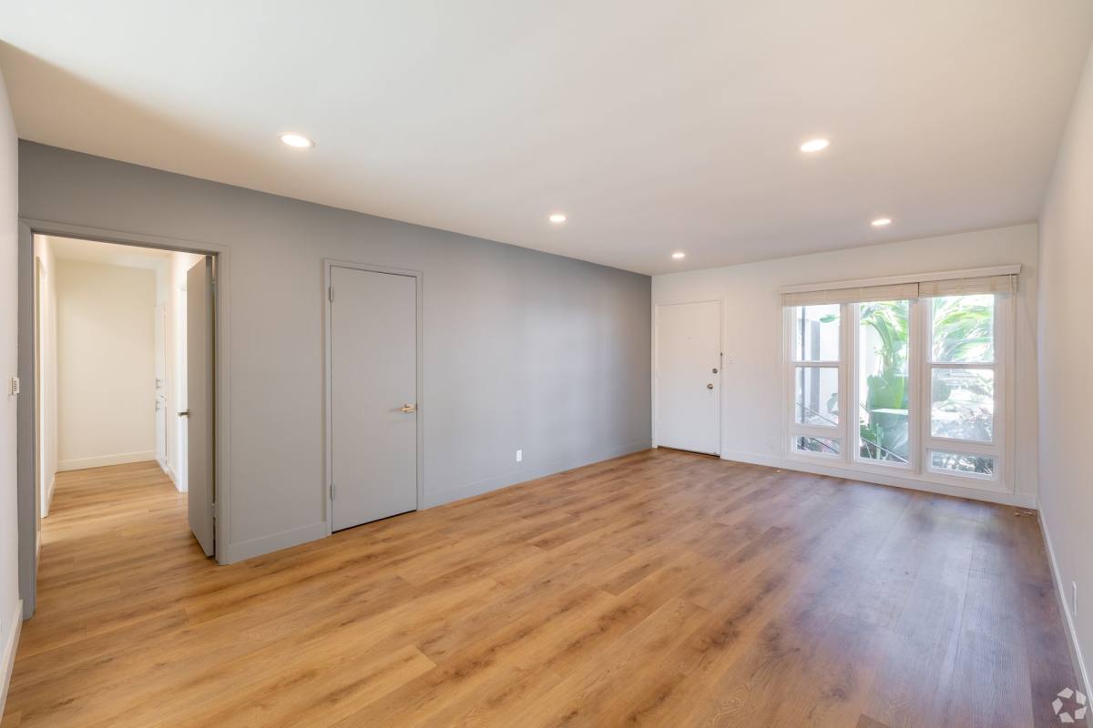 1625-1627 N Laurel Ave, Los Angeles, CA 90046 - Apartment for Rent - Image 8