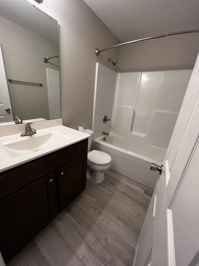 Townhouse for rent at 106 Springfield Heights Dr, Union, MO 63084
