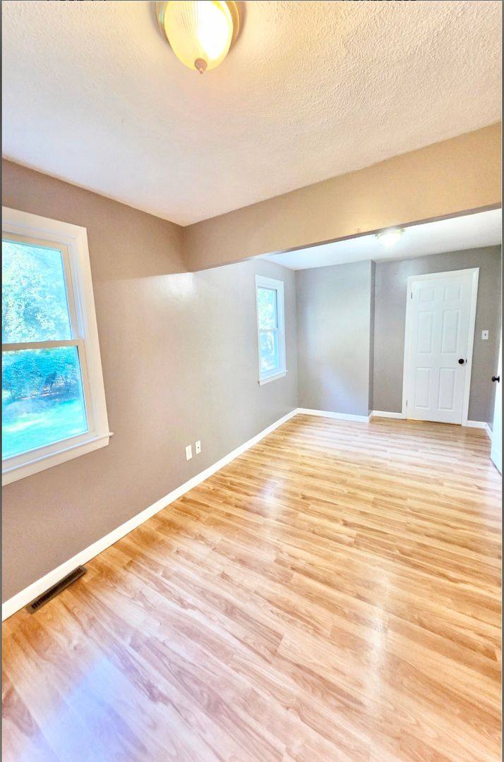 House for rent at 204 S Pierce Rd, East Greenwich, RI 02818