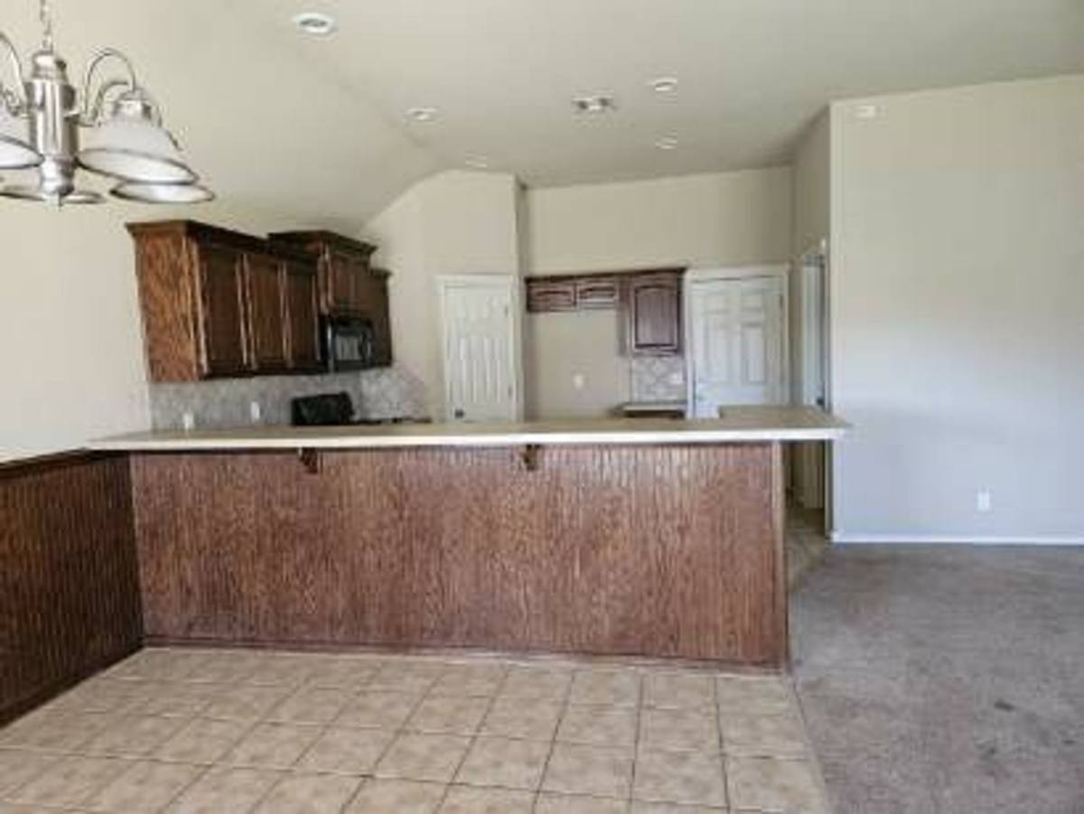 House for rent at 3311 E Fairmont Place, Broken Arrow, OK 74014