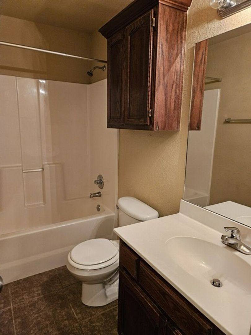 House for rent at 3311 E Fairmont Place, Broken Arrow, OK 74014