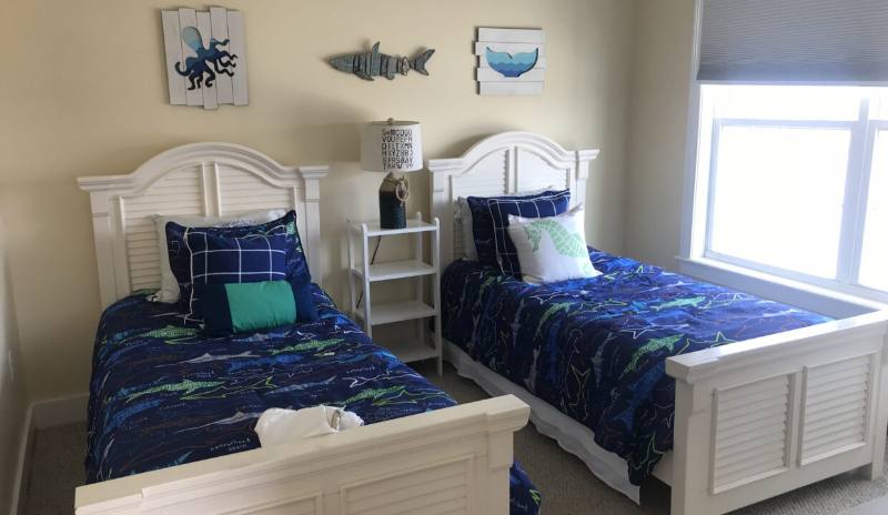 Apartment for rent at 11 Bradford Ave #UPSTAIRS, Hampton, NH 03842