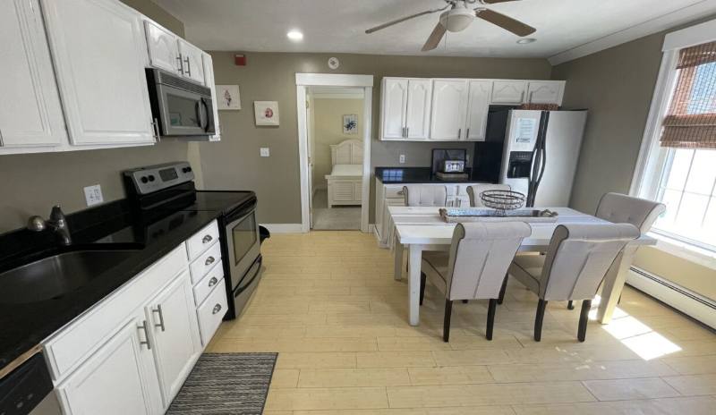 Apartment for rent at 11 Bradford Ave #UPSTAIRS, Hampton, NH 03842