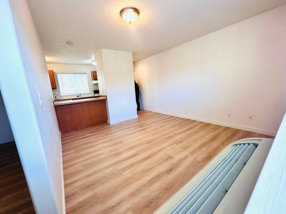 Apartment for rent at 282 NE 4th St, Gresham, OR 97030