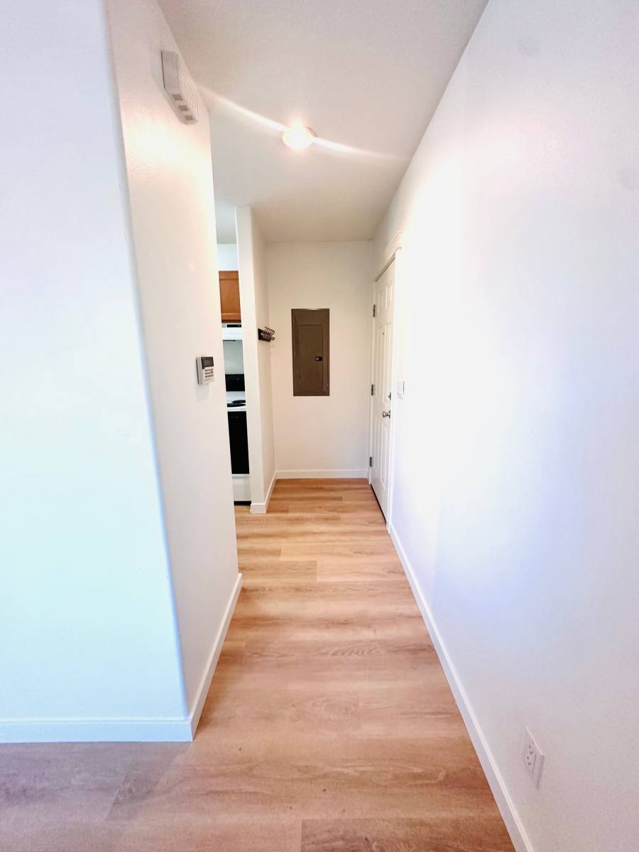 Apartment for rent at 282 NE 4th St, Gresham, OR 97030