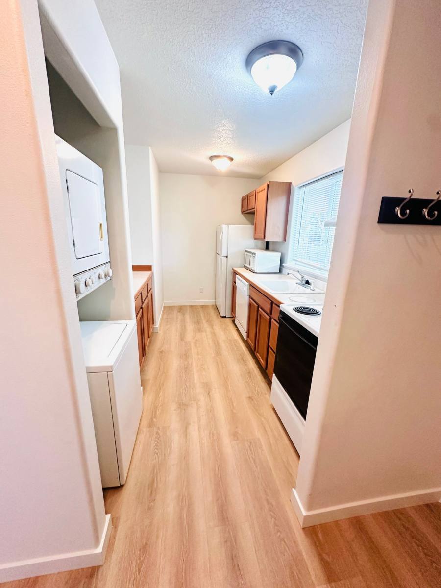Apartment for rent at 282 NE 4th St, Gresham, OR 97030
