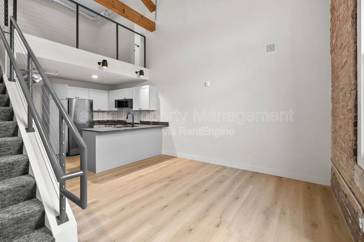 Apartment for rent at 266 E Michigan Ave #402, Kalamazoo, MI 49007