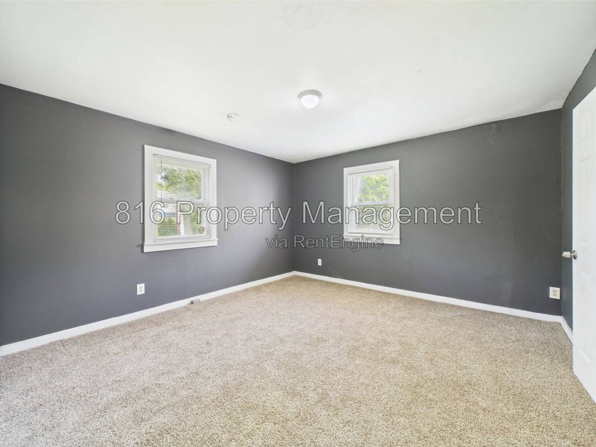 House for rent at 3354 Jackson Ave, Kansas City, MO 64128