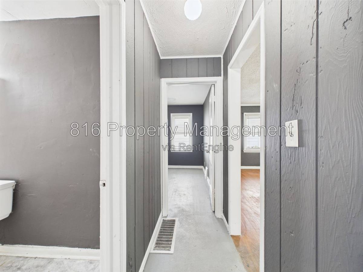 House for rent at 3354 Jackson Ave, Kansas City, MO 64128