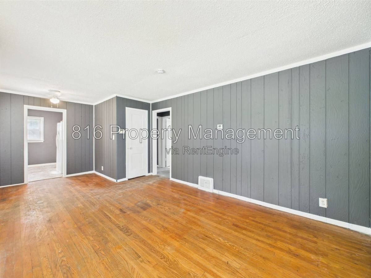 House for rent at 3354 Jackson Ave, Kansas City, MO 64128