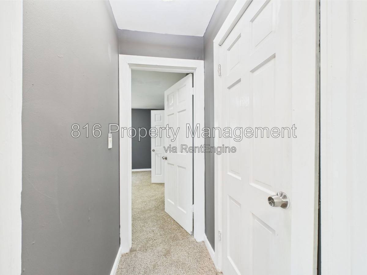 House for rent at 3354 Jackson Ave, Kansas City, MO 64128