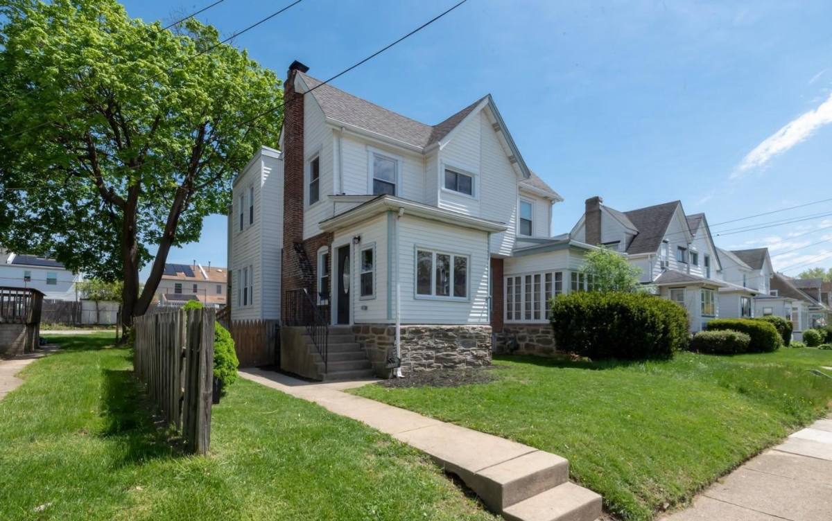 House for rent at 233 Leon Ave, Norwood, PA 19074