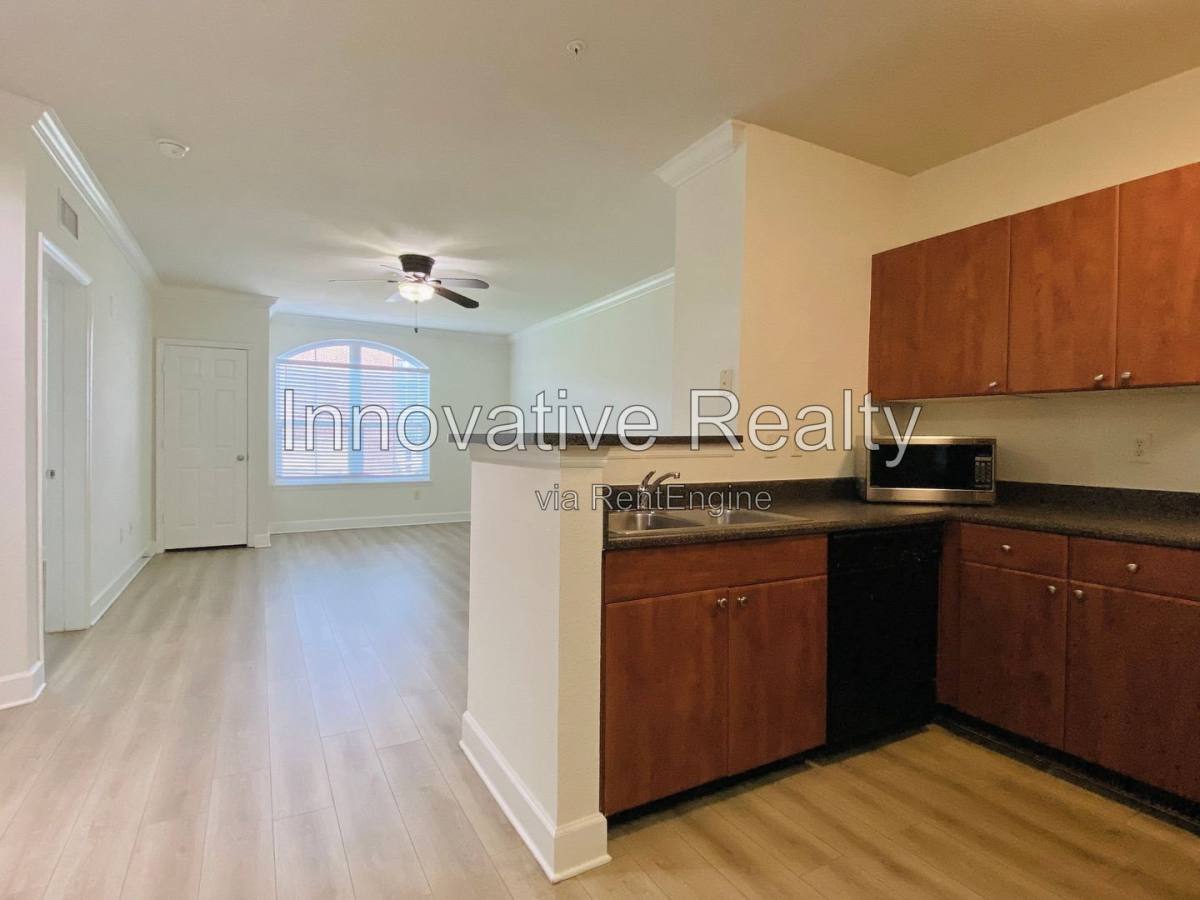 300 E S St #6012, Orlando, FL 32801 - Condo for Rent - Image 2
