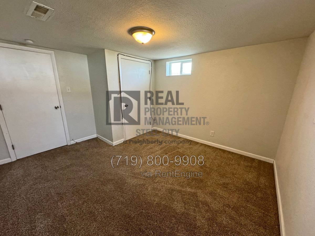 Apartment for rent at 1017 Constitution Rd, Pueblo, CO 81001