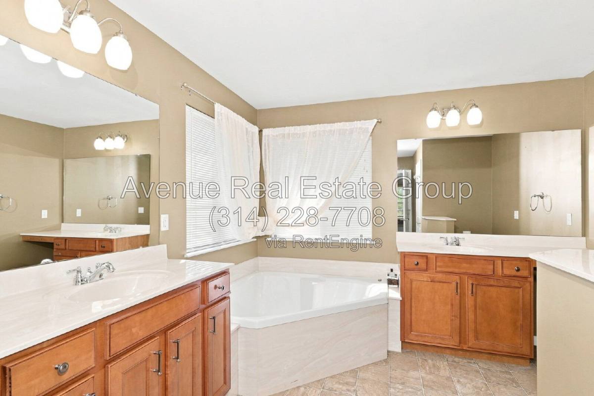 House for rent at 2031 Avalon Mist Circle, O'Fallon, MO 63368