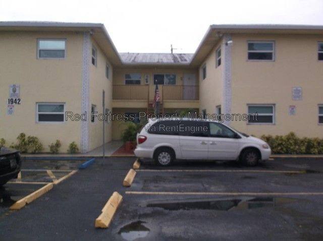 Apartment for rent at 1942 Passaic Ave #8, Fort Myers, FL 33901