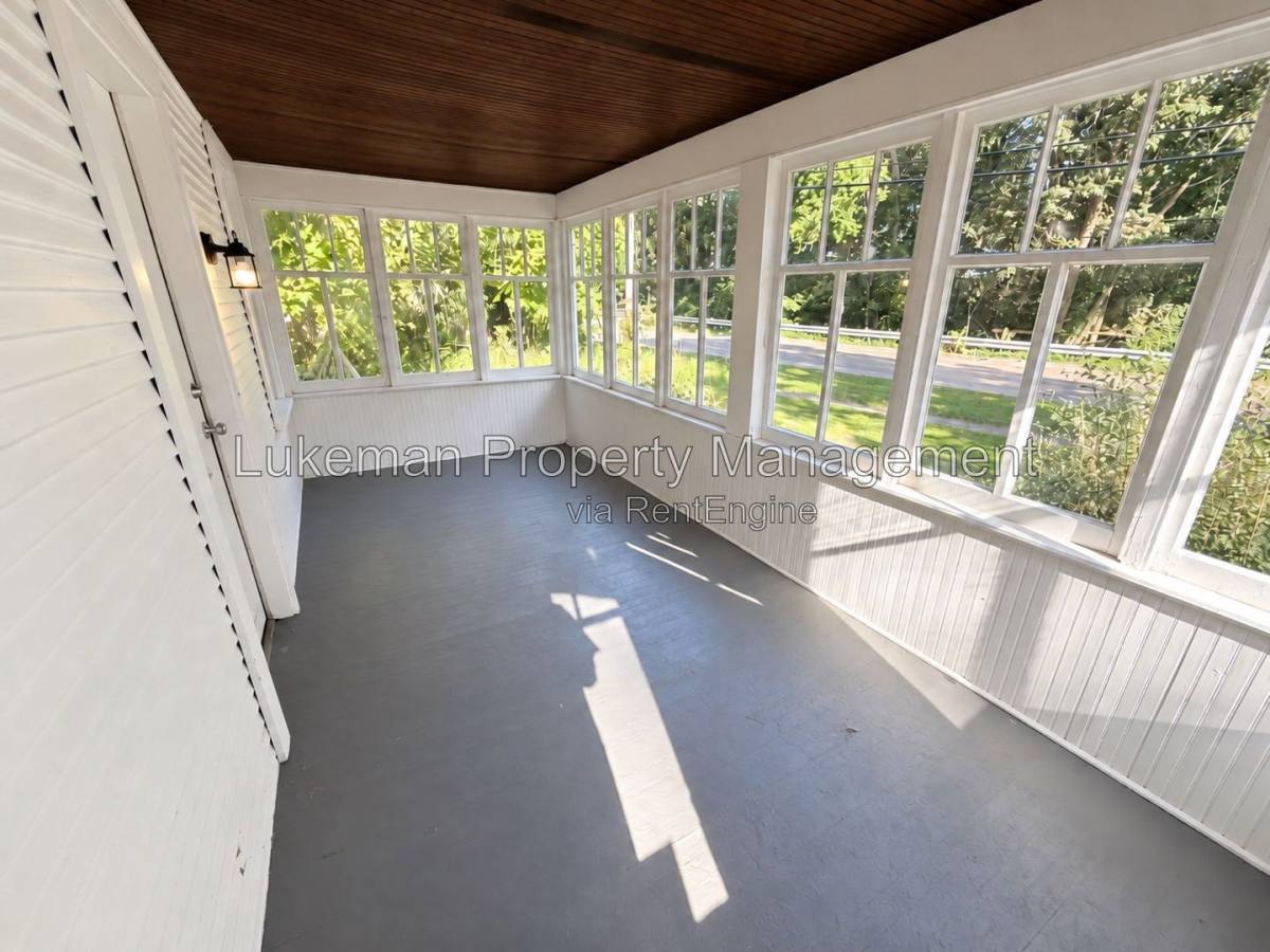 House for rent at 2301 Mount Olivet Rd, Kalamazoo, MI 49004