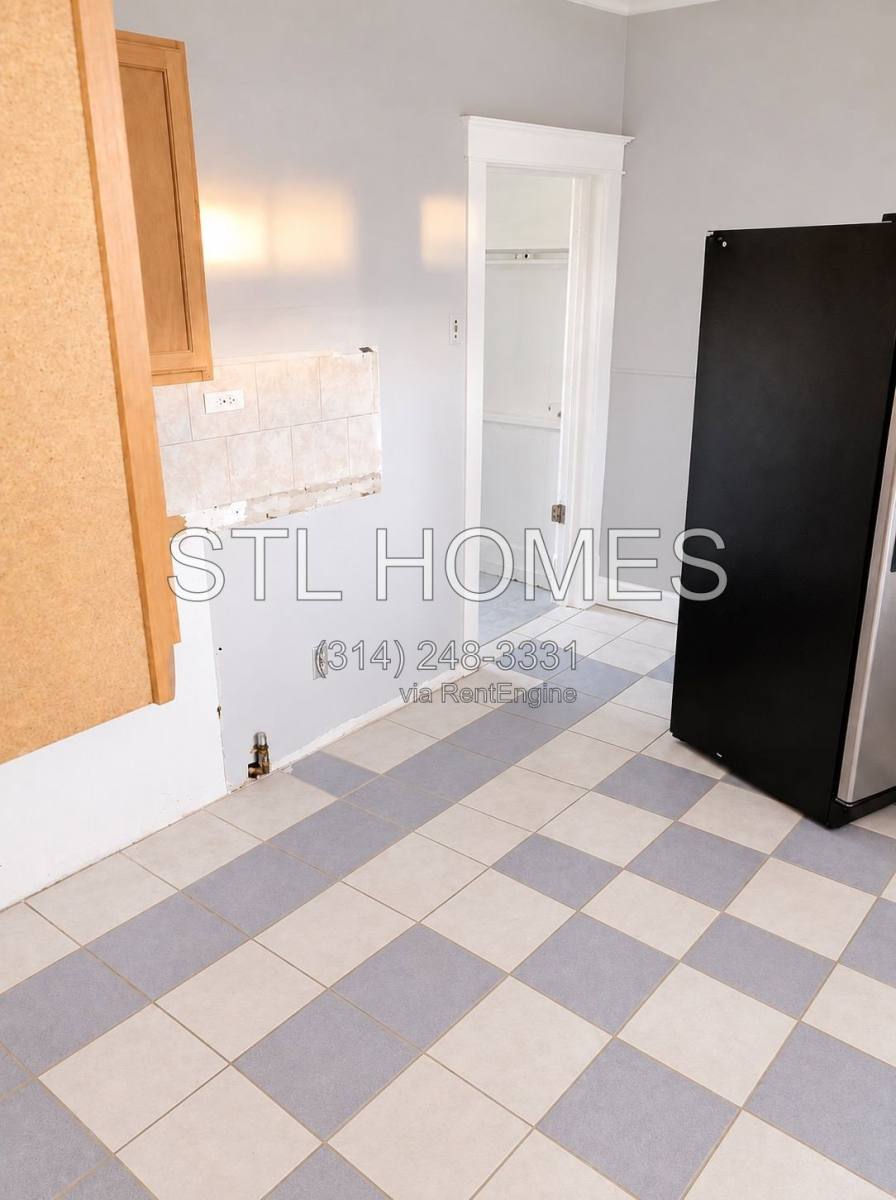 House for rent at 614 Fremont St, St. Louis, MO 63147