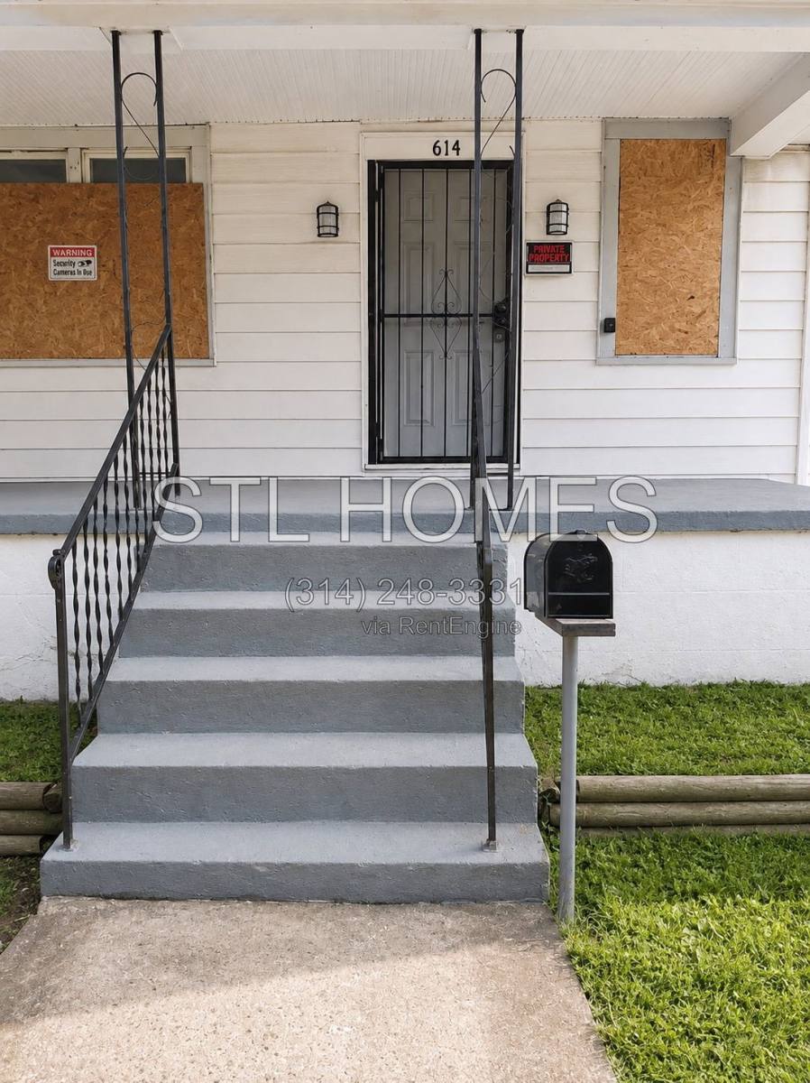 House for rent at 614 Fremont St, St. Louis, MO 63147