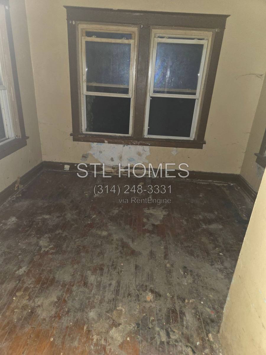 House for rent at 3422 Lucas & Hunt Rd, St. Louis, MO 63121