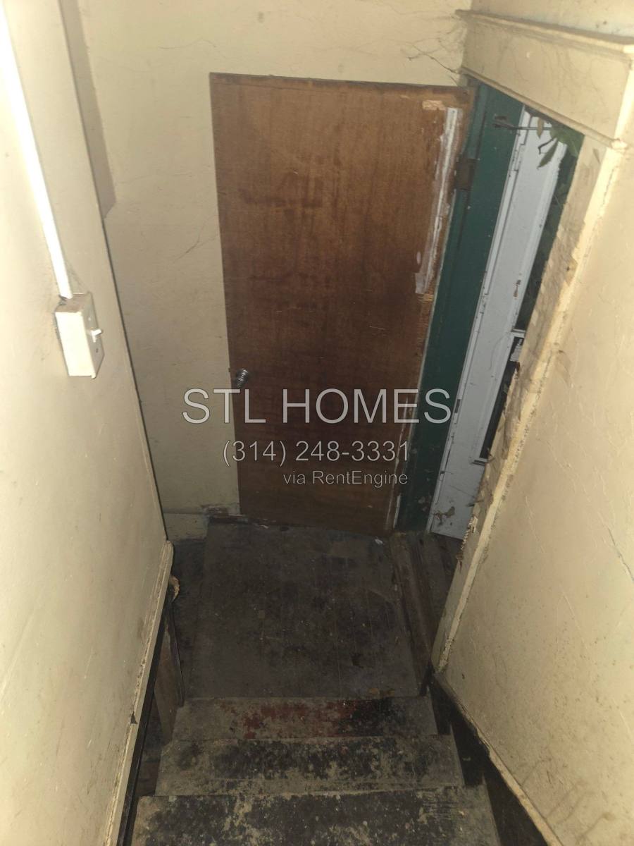 House for rent at 3422 Lucas & Hunt Rd, St. Louis, MO 63121