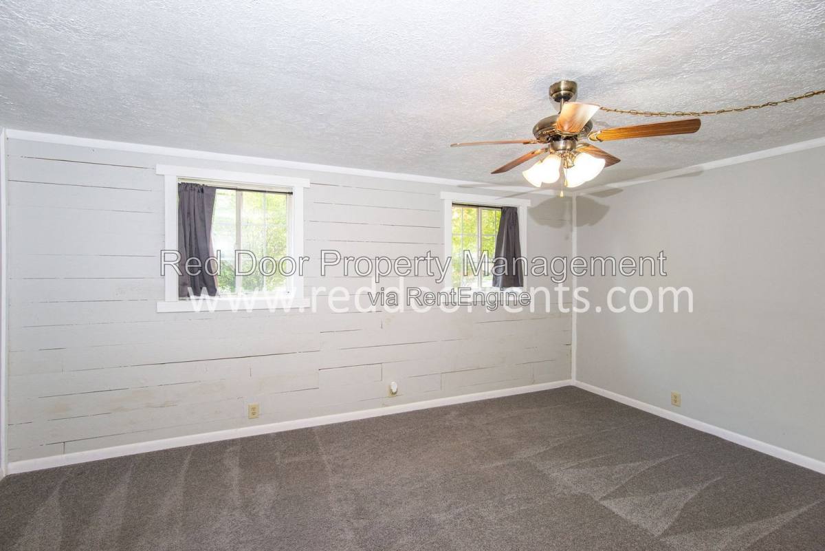 House for rent at 5505 Straw Hat Dr, Indianapolis, IN 46237