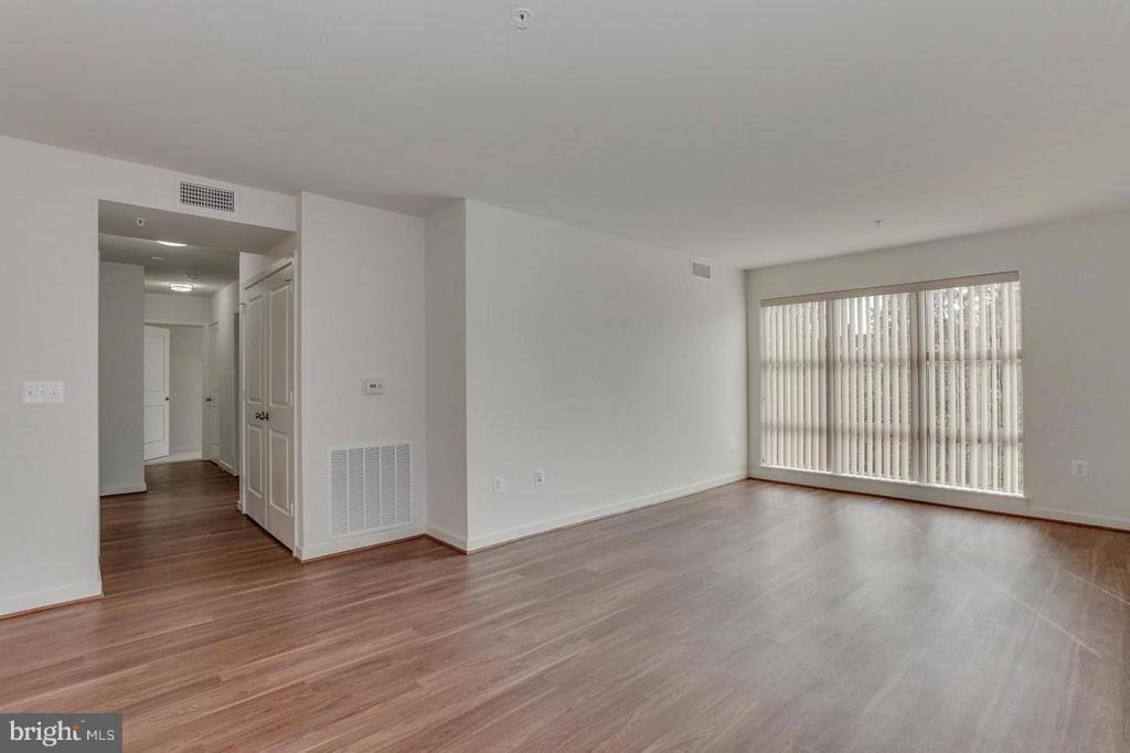 Apartment for rent at 905 N Jackson St, Arlington, VA 22201