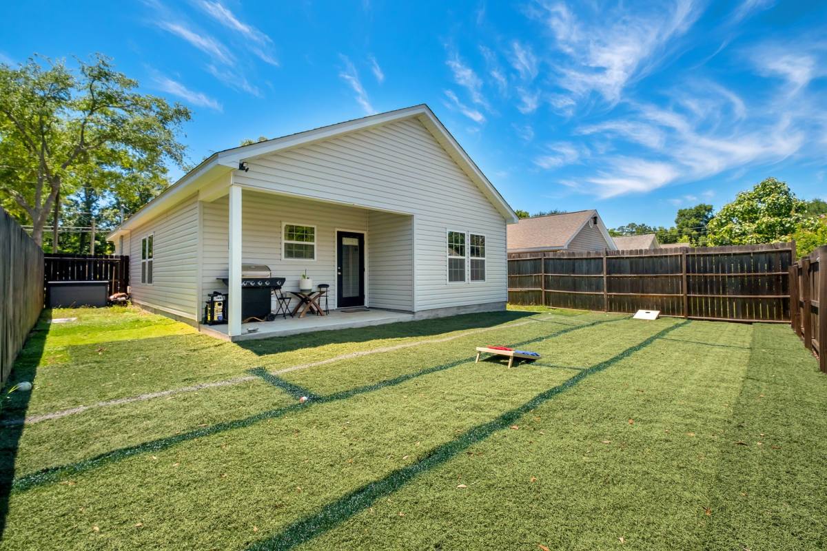 House for rent at 167 Tafflinger Rd, Crawfordville, FL 32327