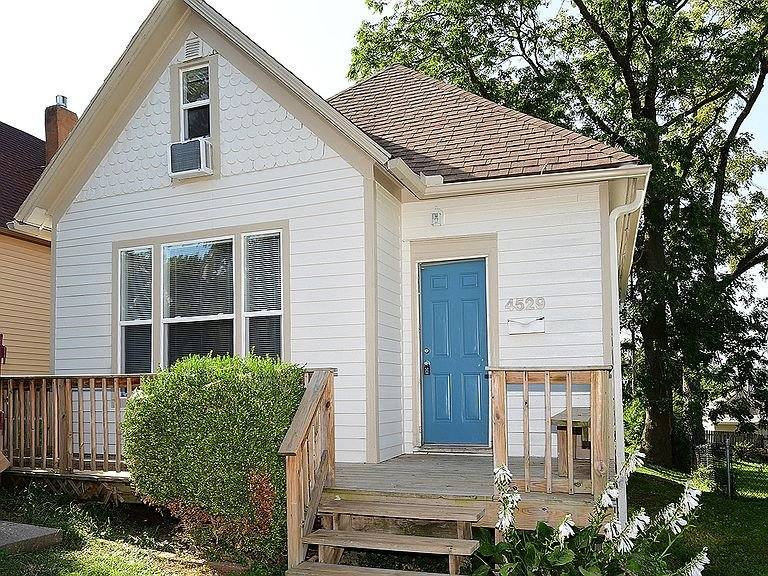 House for rent at 4529 Charles St, Omaha, NE 68132