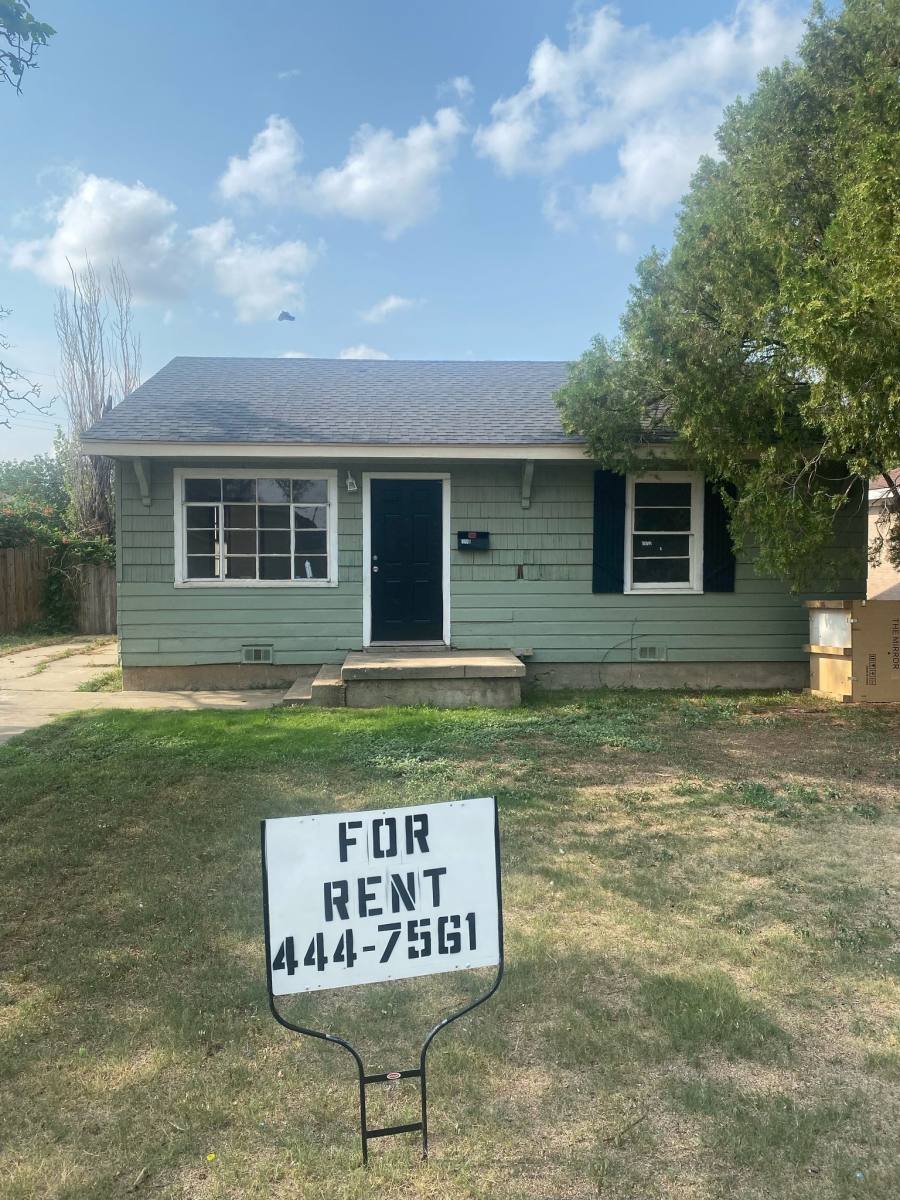 House for rent at 4216 Garland St, Amarillo, TX 79106