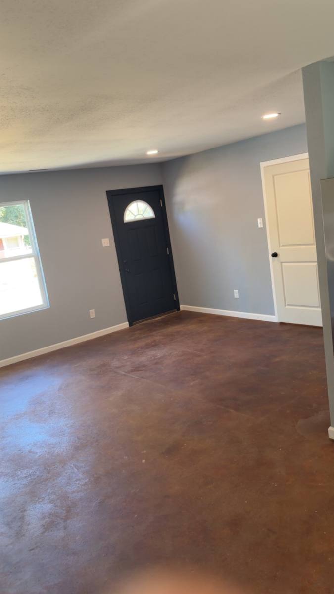 House for rent at 1120 W End Dr, Cuba, MO 65453