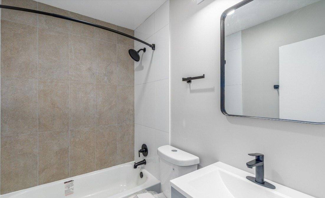 Apartment for rent at 319 Columbia Ave, Stratford, NJ 08084