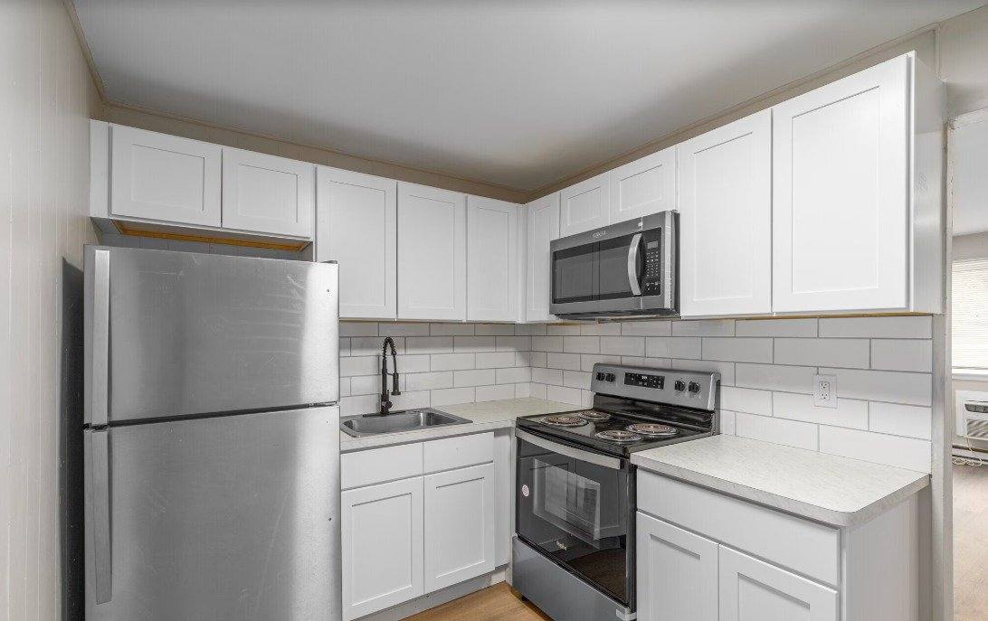 Apartment for rent at 319 Columbia Ave, Stratford, NJ 08084