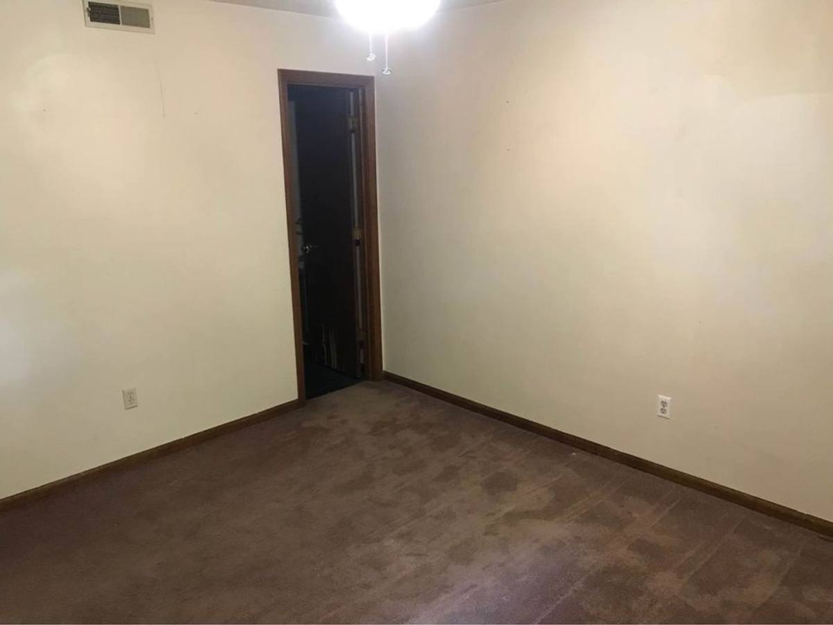 Apartment for rent at 652-654 Pear Tree Circle, Columbia, MO 65203