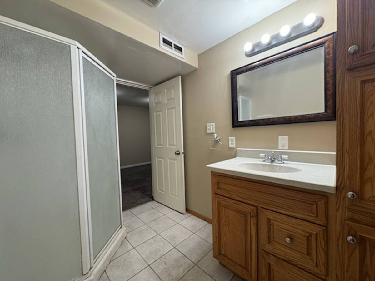 Apartment for rent at 1040 Main St, Onalaska, WI 54650