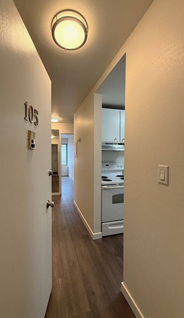 Apartment for rent at Udh Building, 4225 11th Ave NE, Seattle, WA 98105