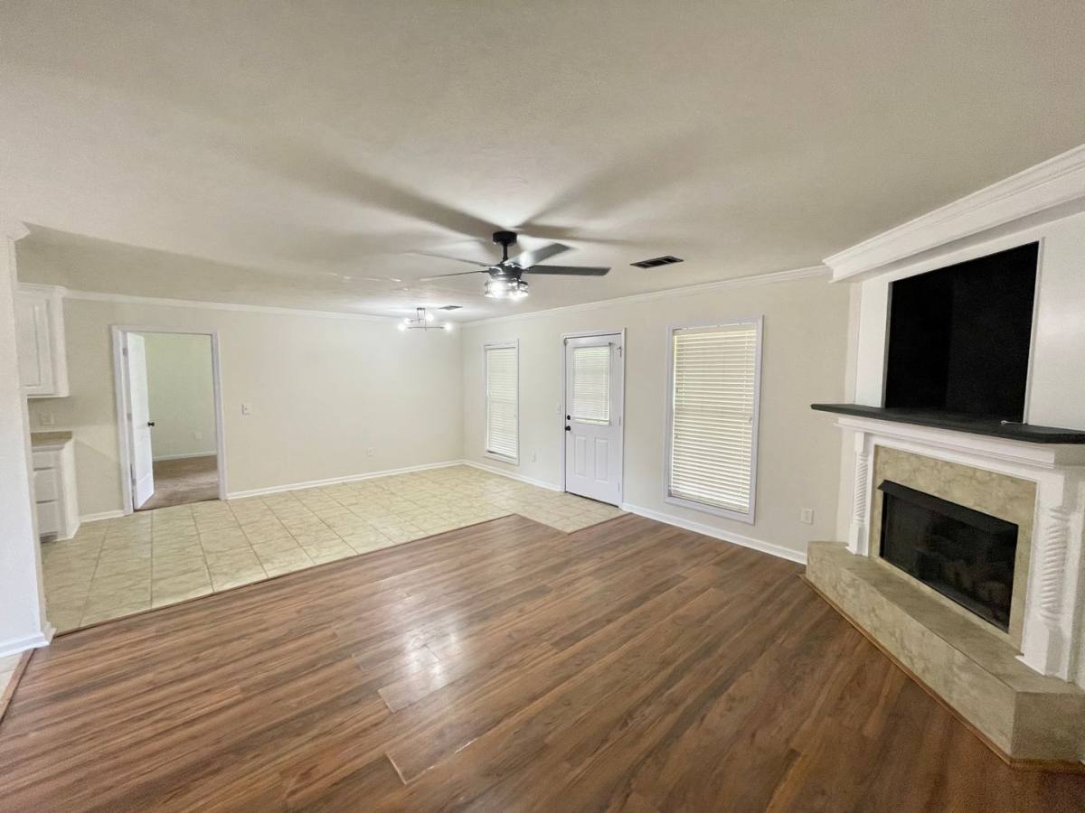 House for rent at 111 Stapleton Dr, Madison, MS 39110