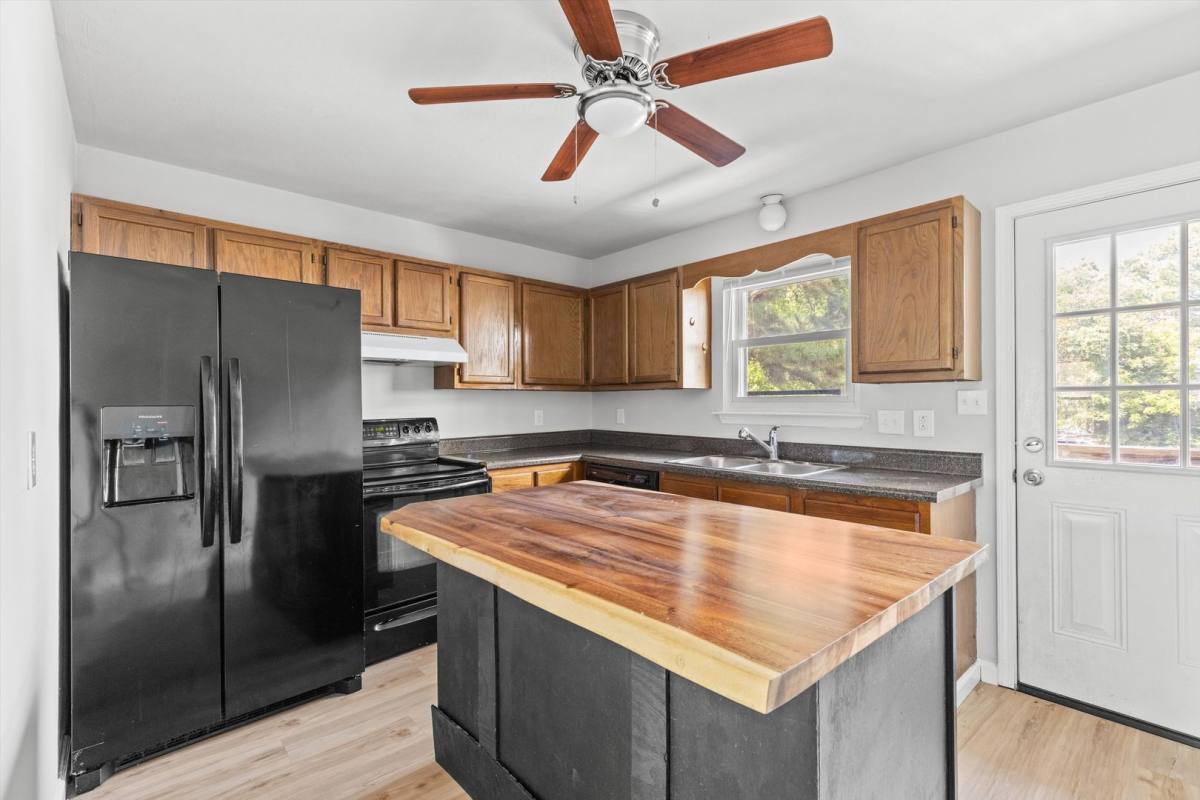 225 A View Ave #202, Norfolk, VA 23503 - Condo for Rent - Image 3