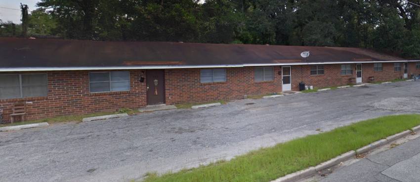 Apartment for rent at 400 - 408 E Magnolia St, Valdosta, GA 31601