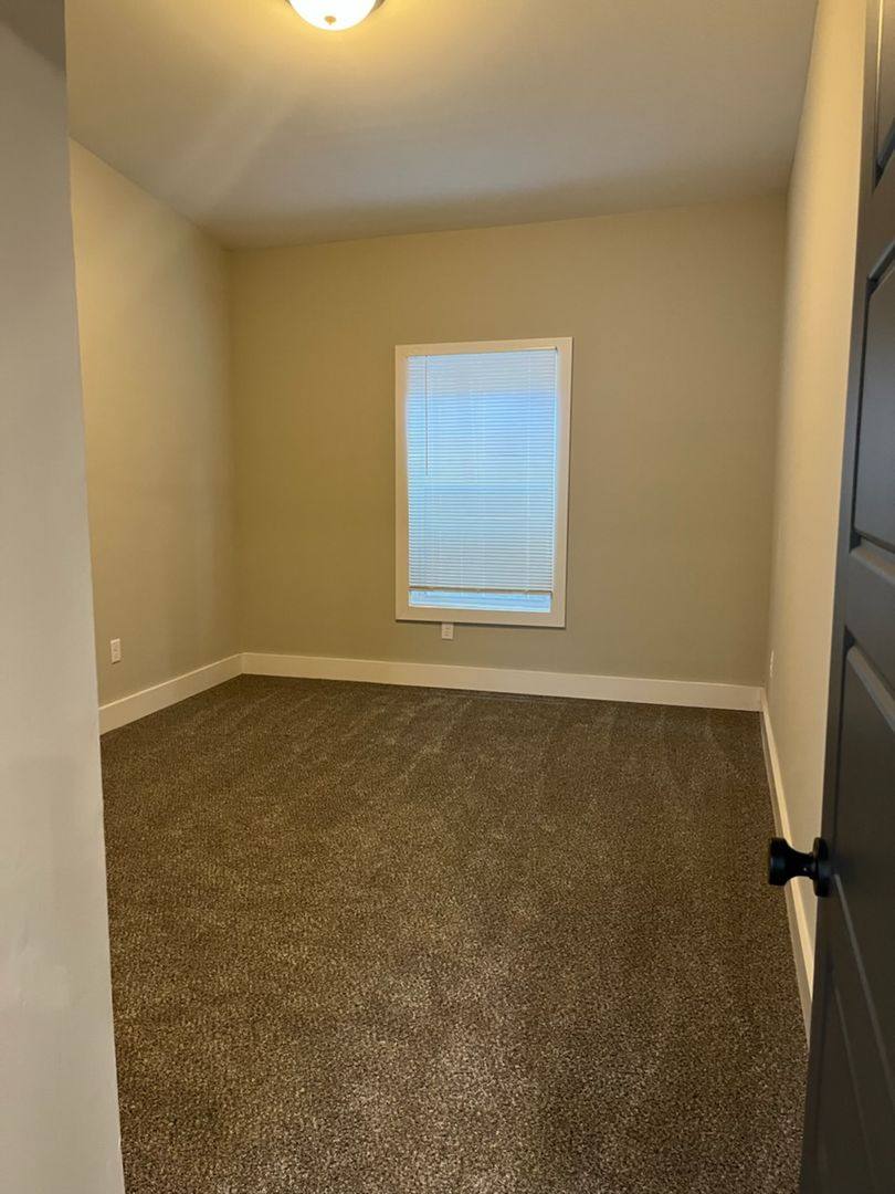 1262 Shelby, Louisville, KY 40203 - Apartment for Rent - Image 6