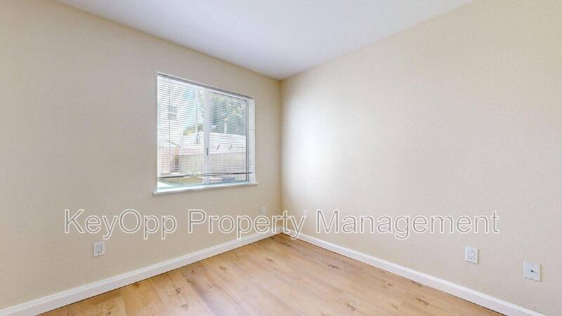 806 35th Ave, San Francisco, CA 94121 - House for Rent - Image 8