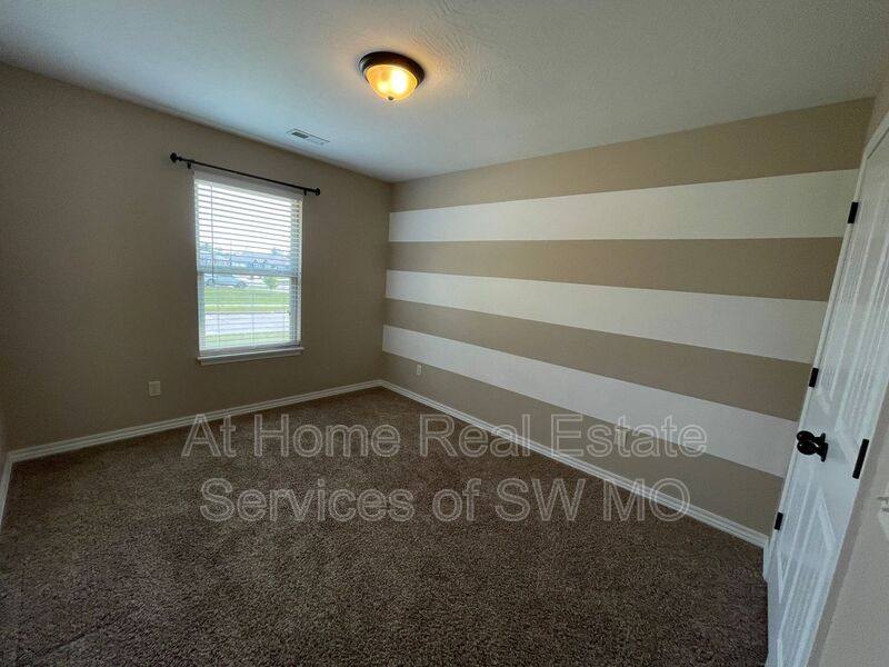 House for rent at 1298 S Venice, Republic, MO 65738