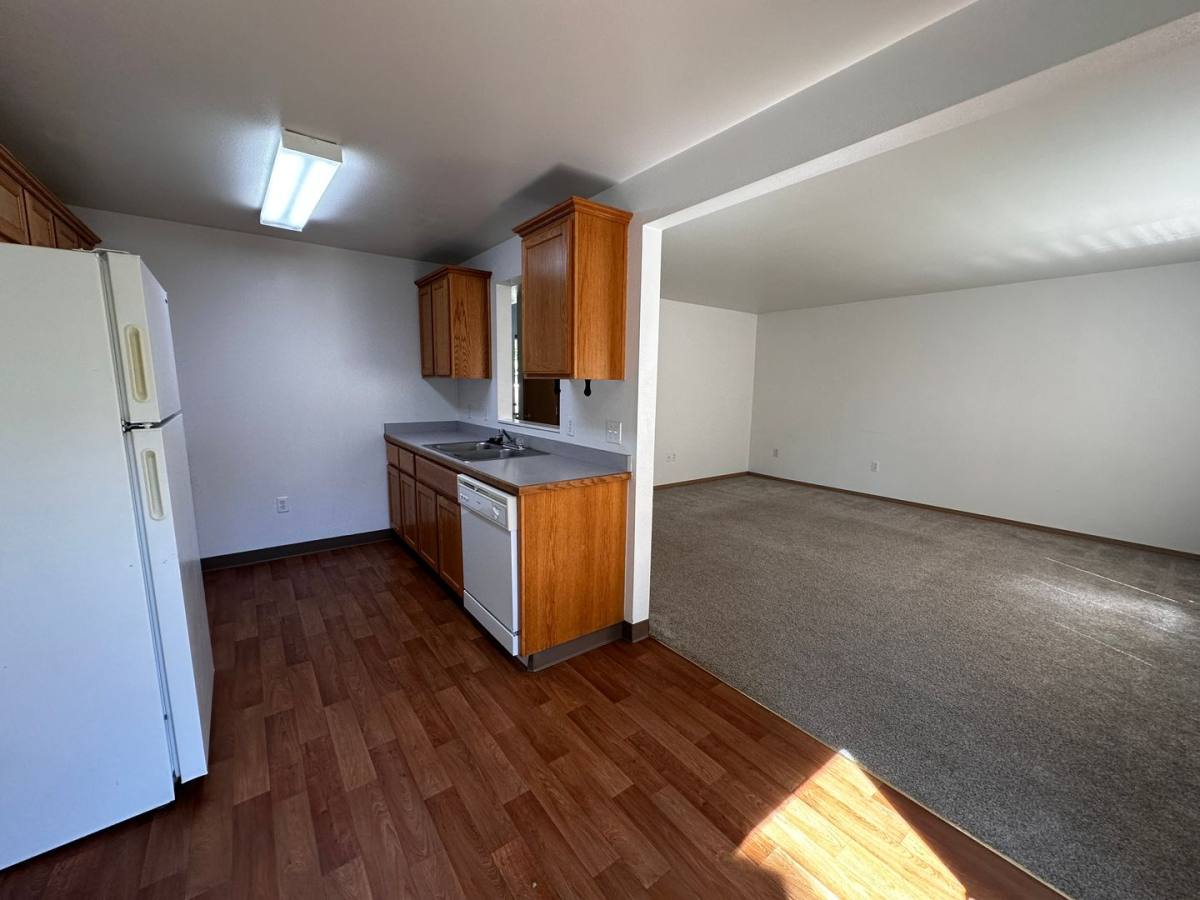 Apartment for rent at 421 & 423 Ecols St S, Monmouth, OR 97361