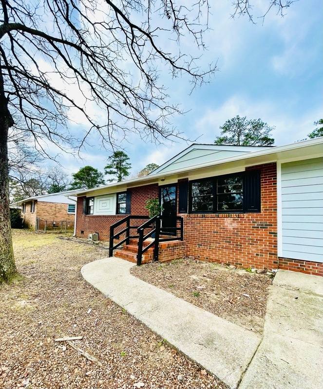 House for rent at 1842 Dewsberry Place, Fayetteville, NC 28304