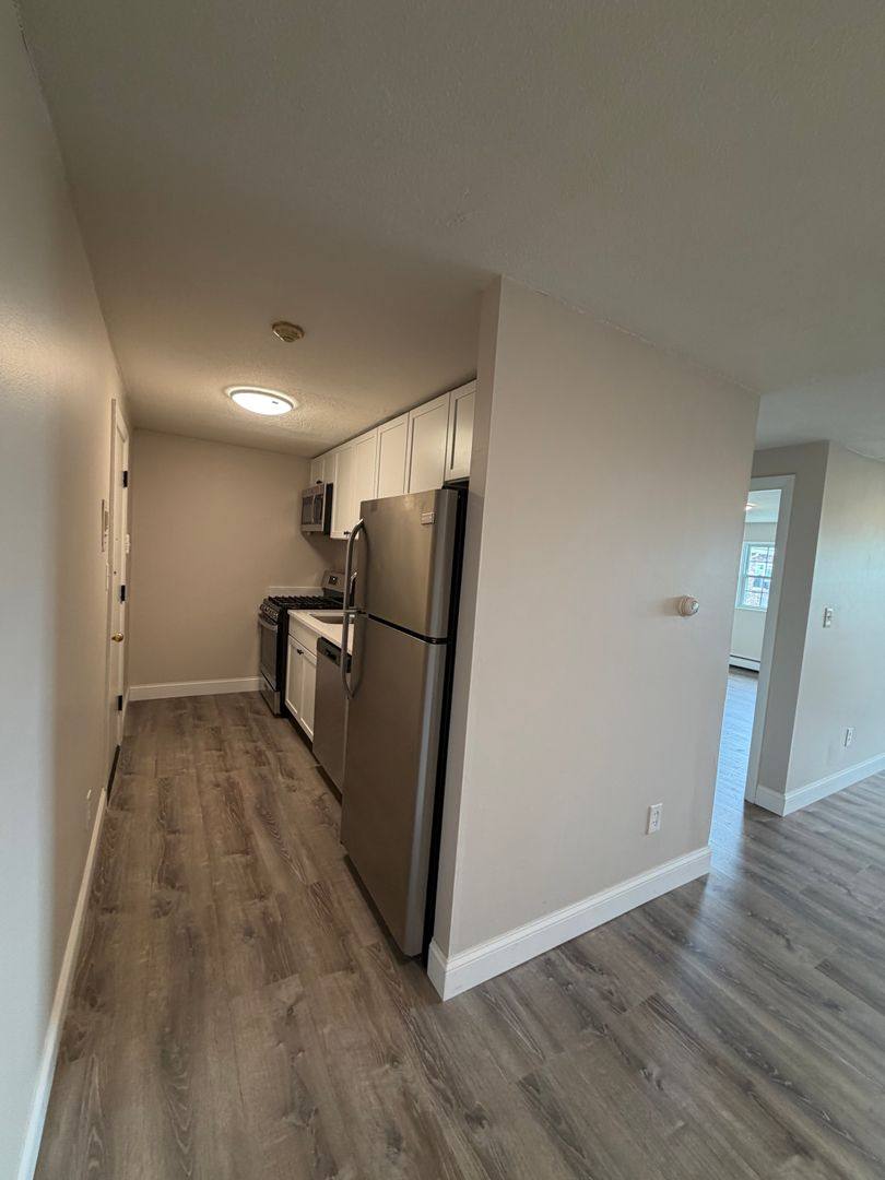 Condo for rent at 345-381 Hildreth St, Lowell, MA 01850