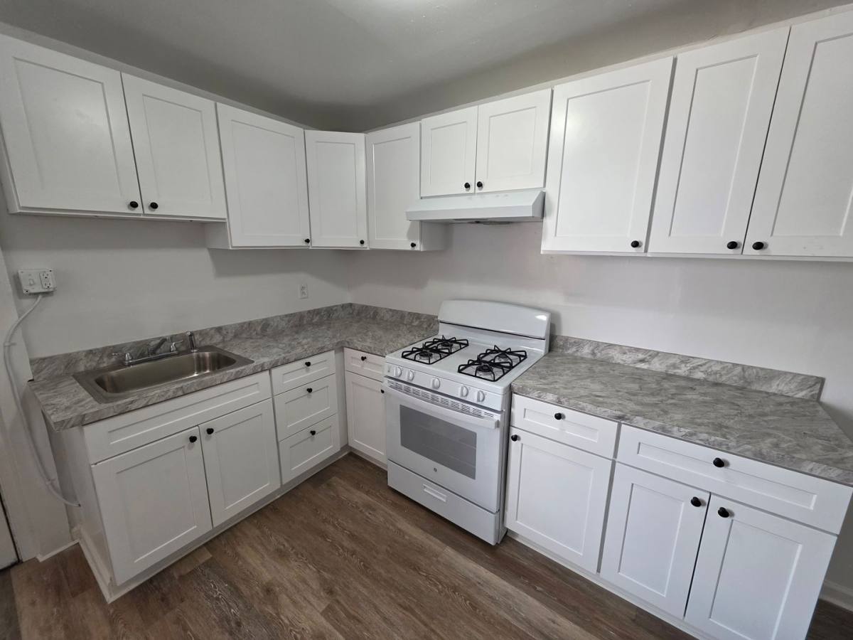 Townhouse for rent at 1615 Lancaster Ave, Wilmington, DE 19805