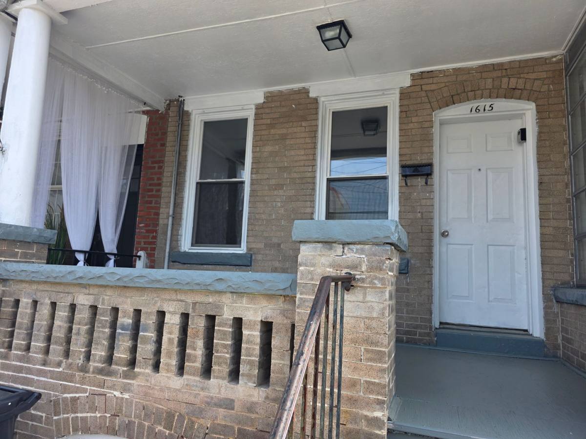 Townhouse for rent at 1615 Lancaster Ave, Wilmington, DE 19805