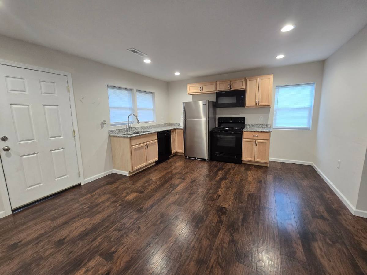 Apartment for rent at 1300-C Turnpike Rd, Fayetteville, NC 28305